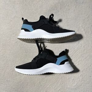 Calvin Klein Women's Size 7 Black and Blue Sneakers